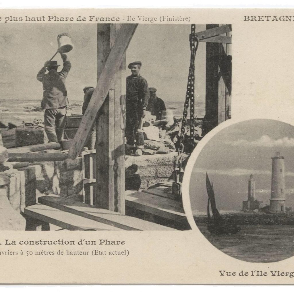 Plouguerneau.- La construction du grand phare de l'Ile Vierge.