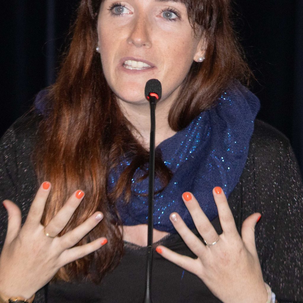 Maïna Sicard-Cras, lors de son interventioin au congrès de la SHAB à Carhaix en 2022. Photo : FB